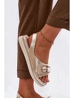 Kožené dámské sandály s ozdobou D&A GR61-5932 Zlaté Kožené dámské sandály s ozdobou D&A GR61-5932 Zlaté