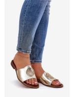 model 21686340 Kožené Pantofle Na Plochém Podpatku S Ozdobou Zlaté - Zazoo