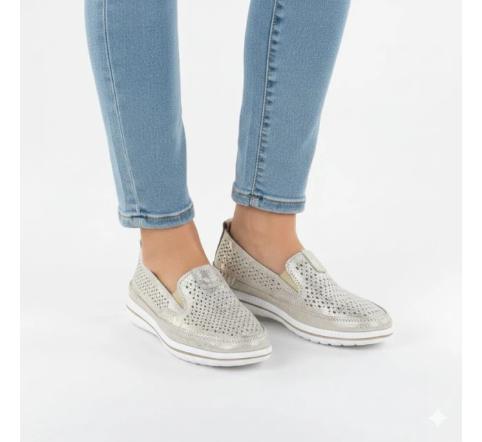 Dámské zlaté prolamované kožené polobotky Jezzi 5364