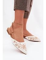 Dámské sandály s výšivkou na ploché Camel Grelia Dámské sandály s výšivkou na ploché Camel Grelia