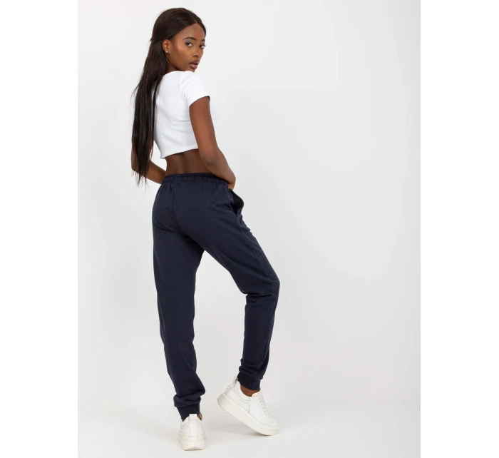 Tepláky B 006.58 tmavě modrá