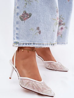 Zdobené sandály s na bílé model 22111293 - Boto