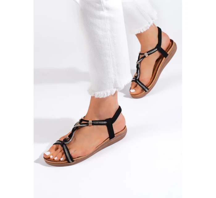 Módní dámské sandály černé na plochém podpatku Módní dámské sandály černé na plochém podpatku