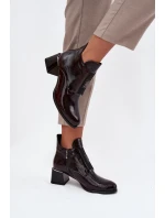 Kožené lakované kotníkové boty na klínku s ozdobným detailem zateplené Zazoo 60560 bordó