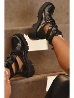 Lakované dámské kotníky s pásky a stříbrnými sponami Černé Helisse Lakované dámské kotníky s pásky a stříbrnými sponami Černé Helisse