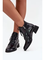 Kožené lakované dámské kotníkové boty na klínu model 21712361 Černé - Artiker