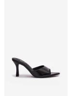 Lakované dámské pantofle na podpatku černé model 21918894 - Boto