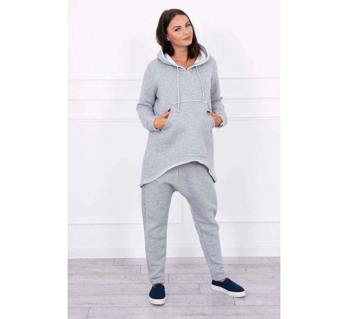 Šedá souprava kalhot baggy Šedá souprava kalhot baggy