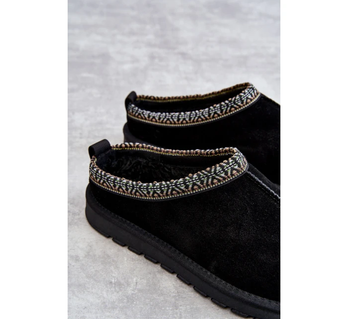 Dámské semišové pantofle s kožíškem černá model 21607416 - Boto