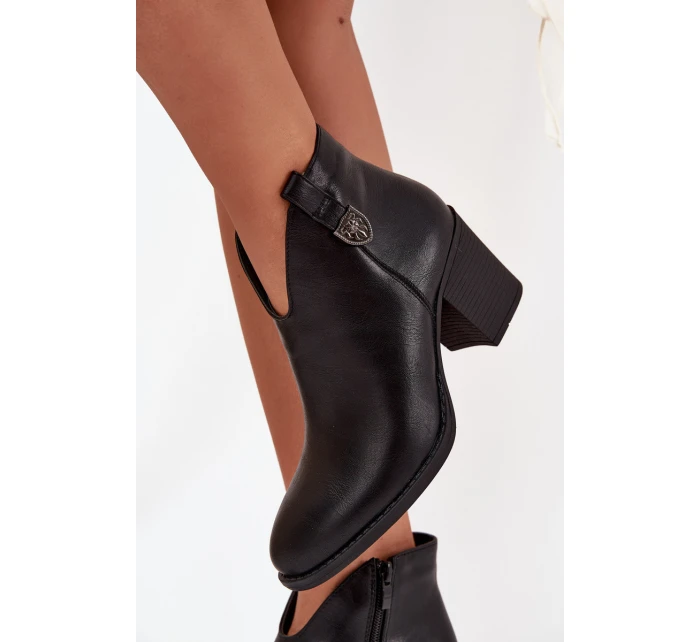 Zateplené dámské kotníkové boty na podpatku z ekokůže černé Talienne
