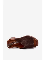 Kožené semišové sandály na podpatku Vinceza 39995 čokoládové