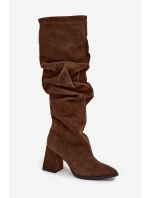 kozačky z pravé semišové kůže na podpatku vyhřívané  hnědé model 21712886 - Zazoo