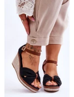 Dámské sandály na klínu Černá Daphne Dámské sandály na klínu Černá Daphne