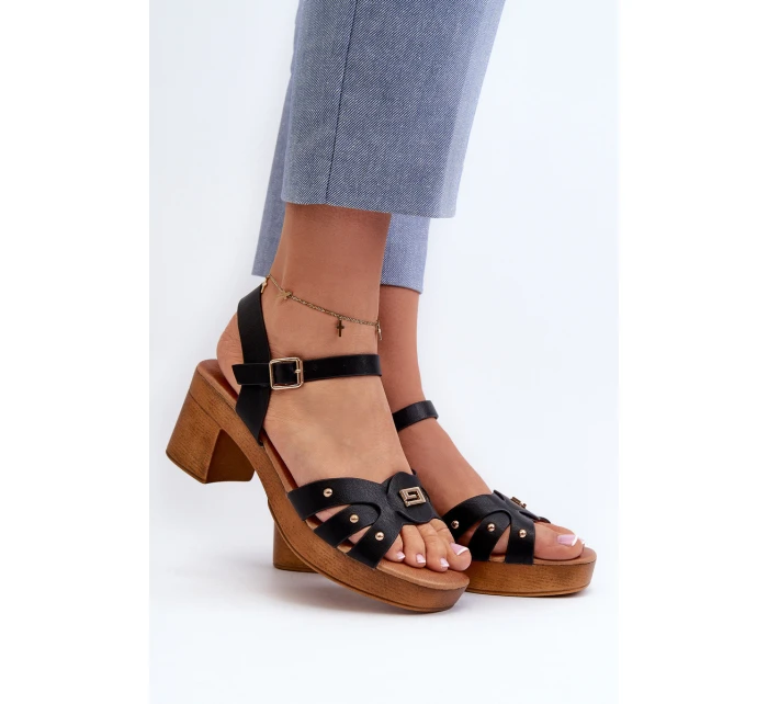 Dámské sandály na podpatku z eko kůže černé Assames Dámské sandály na podpatku z eko kůže černé Assames
