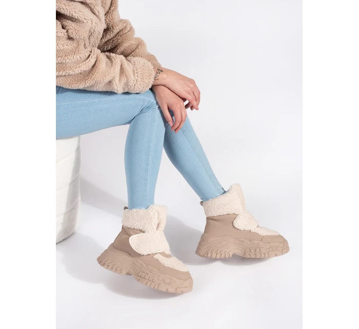 Krásné dámské  sněhule hnědé platforma