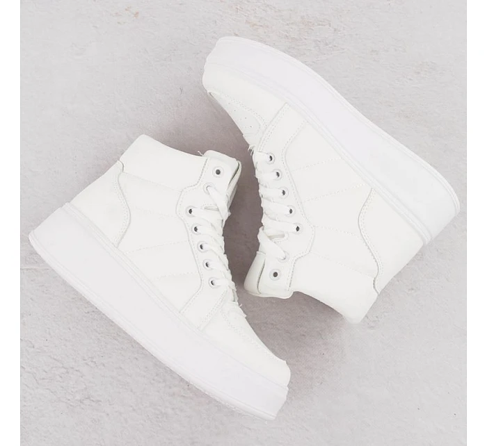Sportovní obuv high W model 22083297 - NEWS