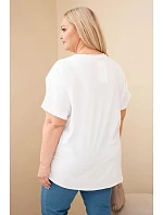 Dámská bavlněná halenka Plus Size s model 22092378 květinami bílá - K-Fashion