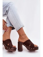 Dámské sandály na podpatku se zlatými přezkami Čokoládové Nerelle