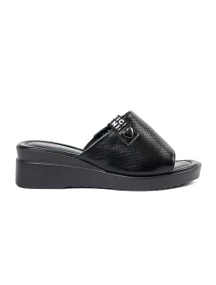 Výborné černé dámské  nazouváky platforma