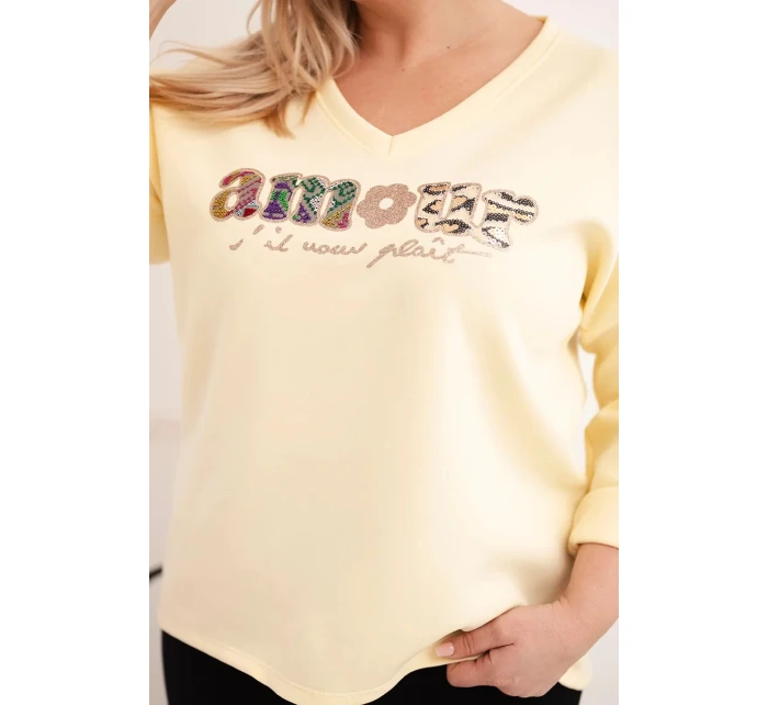 Dámská mikina Plus Size s nápisem a výstřihem do V žlutá Dámská mikina Plus Size s nápisem a výstřihem do V žlutá