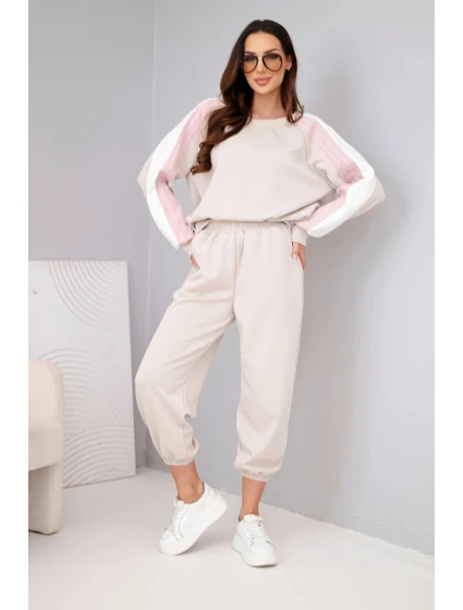 Dámský máslový komplet s lampasem a pružným lemem béžový Dámský máslový komplet s lampasem a pružným lemem béžový