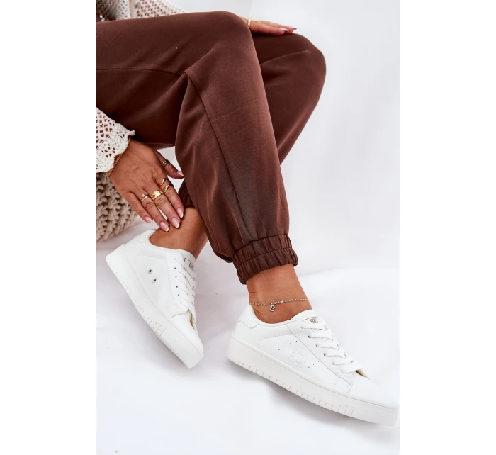 Nízké Dámské Tenisky Z Eko Kůže Big Star NN274577 Bílé Nízké Dámské Tenisky Z Eko Kůže Big Star NN274577 Bílé