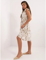 Šaty DHJ SK 5095.21 bílá béžová Šaty DHJ SK 5095.21 bílá béžová