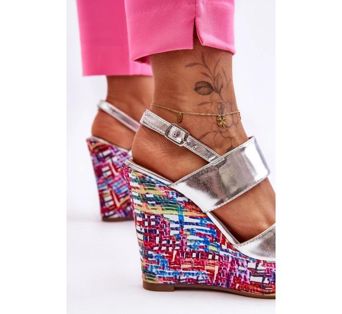 Dámské sandály na klínu stříbrné Calderia Dámské sandály na klínu stříbrné Calderia