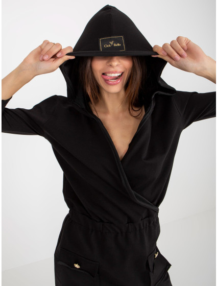 Černé psaníčkové mikinové šaty s kapsami od OCH BELLA