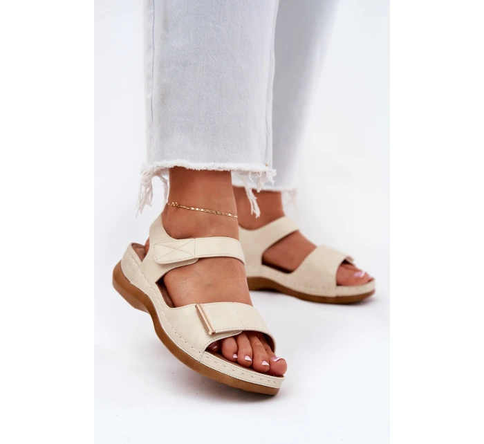 Pohodlné dámské sandály na suchý zip zlaté Iphiope Pohodlné dámské sandály na suchý zip zlaté Iphiope