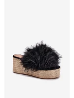 Dámské klapky na klínu s kožíškem a pletením černé Virela Dámské klapky na klínu s kožíškem a pletením černé Virela