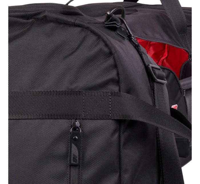 New Balance Legacy Icon Duffle Bag BK LAB51504BK dámské sportovní tašky New Balance Legacy Icon Duffle Bag BK LAB51504BK dámské sportovní tašky