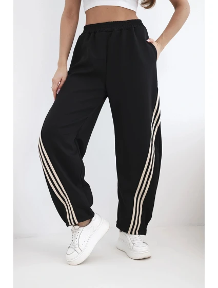 Dámské máslové kalhoty z viskózy s lampasem černé + béžové Dámské máslové kalhoty z viskózy s lampasem černé + béžové