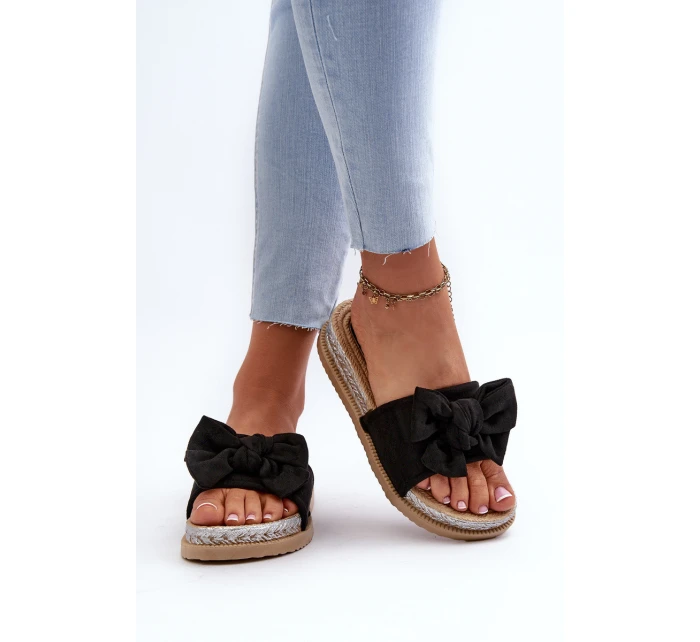 Dámské žabky na platformě s mašlí černé model 21653530 - Boto Dámské žabky na platformě s mašlí černé model 21653530 - Boto