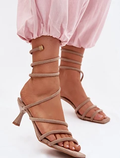 Sandály na podpatku  model 227452 Step in style