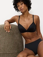 Triumph - Body Make-Up Soft Touch: vycpávaná podprsenka s 3D Breeze Foam Triumph