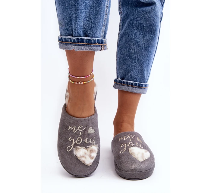 Lesklé dámské pantofle šedé Geraja Lesklé dámské pantofle šedé Geraja