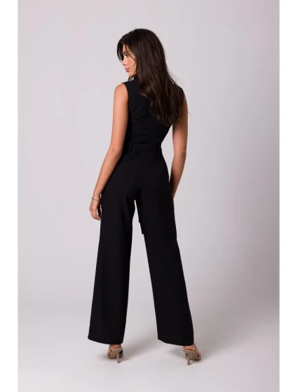 model 18407135 Kombinéza bez rukávů s kapsami černá - BeWear model 18407135 Kombinéza bez rukávů s kapsami černá - BeWear