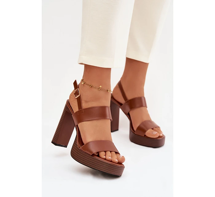 Sandály na podpatku  model 226114 Step in style
