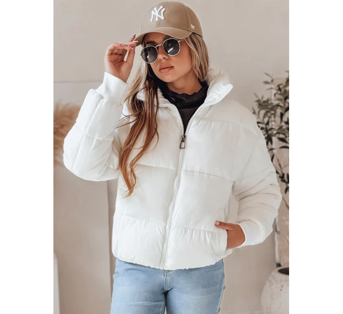 Dámská krátká zimní prošívaná bunda VIBEGIRL bílá FashionStreet TY4947