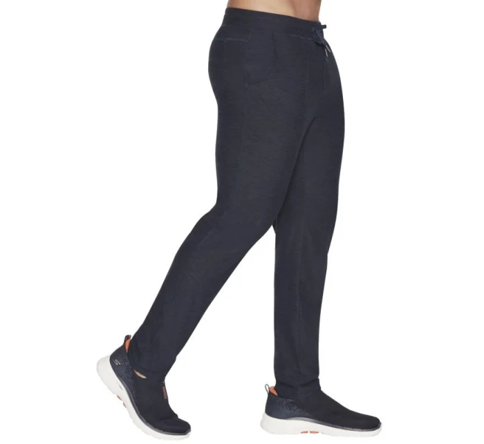 Skechers Ultra Go Lite Tapered Pant MPT108-NVY Námořnická modrá L Skechers Ultra Go Lite Tapered Pant MPT108-NVY Námořnická modrá L