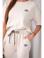 Dámský komplet viskózový máslový s krátkým rukávem a kalhotami s ohrnutým lemem béžový