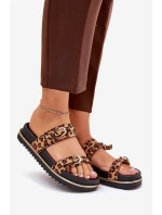 Dámské pantofle na platformě s pásky a sponami hnědé Ziferte Dámské pantofle na platformě s pásky a sponami hnědé Ziferte