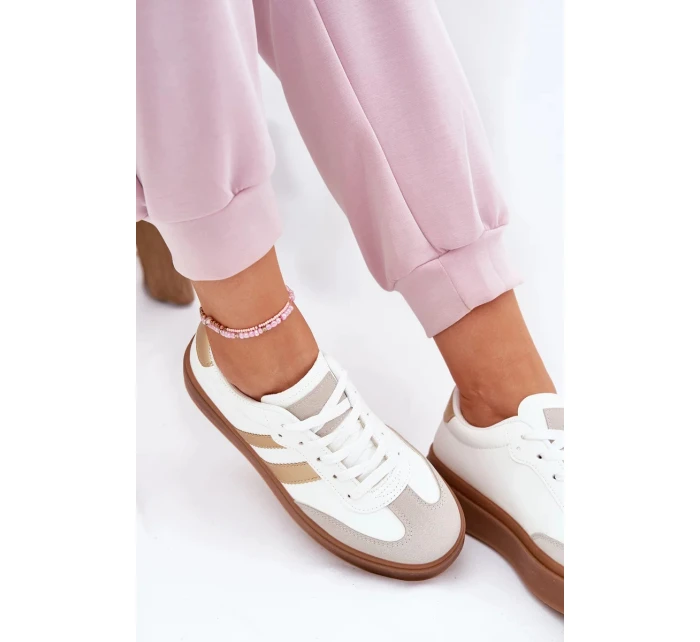 Dámské tenisky na platformě z eko kůže Elaraven – bílo-zlaté Dámské tenisky na platformě z eko kůže Elaraven – bílo-zlaté