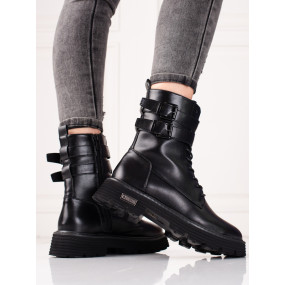 Exkluzívní  kotníčkové boty dámské černé na plochém podpatku