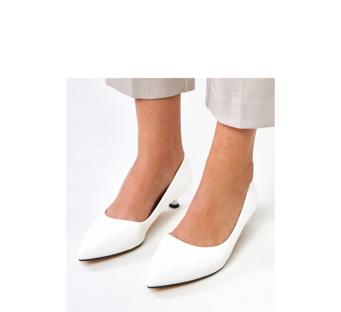 Lodičky na podpatku model 218166 Solea Lodičky na podpatku model 218166 Solea