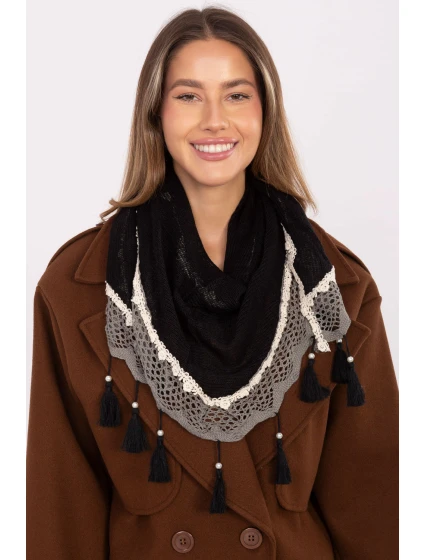 Šátek model 220389 AT Šátek model 220389 AT