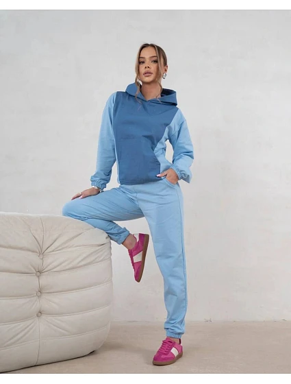 Dámská dvoubarevná tepláková souprava v modré barvě (554) Dámská dvoubarevná tepláková souprava v modré barvě (554)