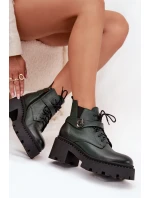 Kožené dámské boty na klínku s ozdobným páskem zateplené Zazoo 60557 tmavě zelené