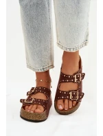 Dámské pantofle s zlatými sponami a knoflíky hnědé Tervina